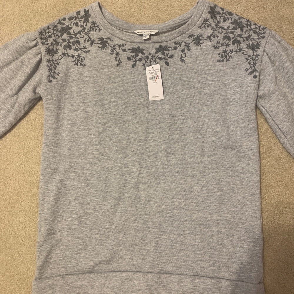 American Eagle Pullover
